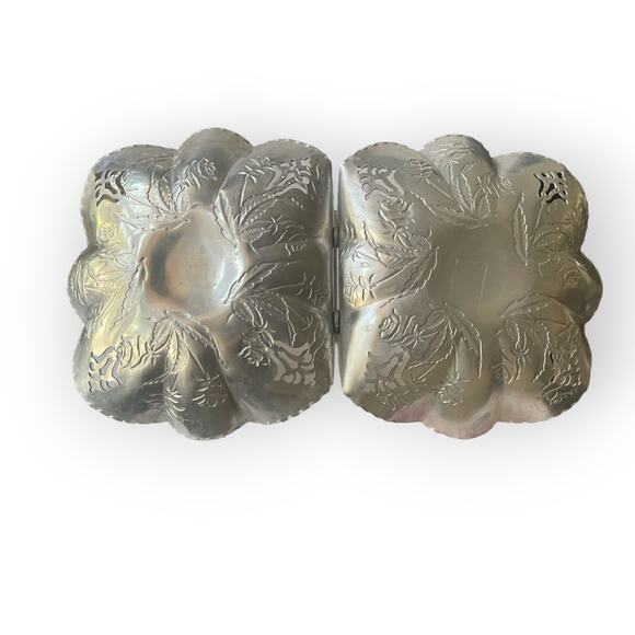 Vintage Thames Aluminum Basket, Divided Basket With Handle, - Picture 2 of 3